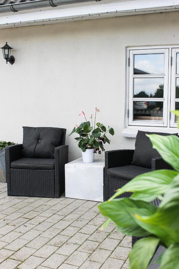 Sunbjerre B&B Store Dalby Экстерьер фото